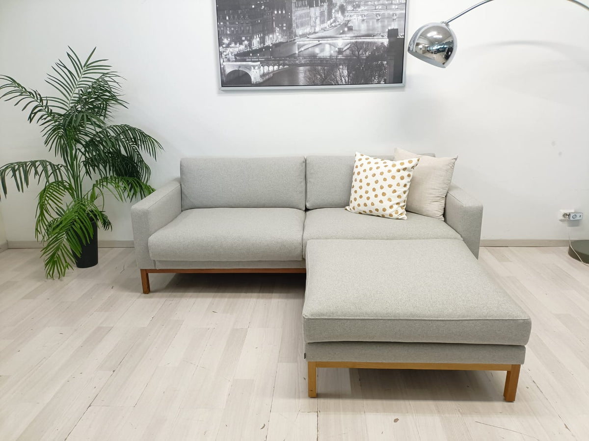 Omtrukket Bolia North 3 seter med Puff | inkludert frakt*
