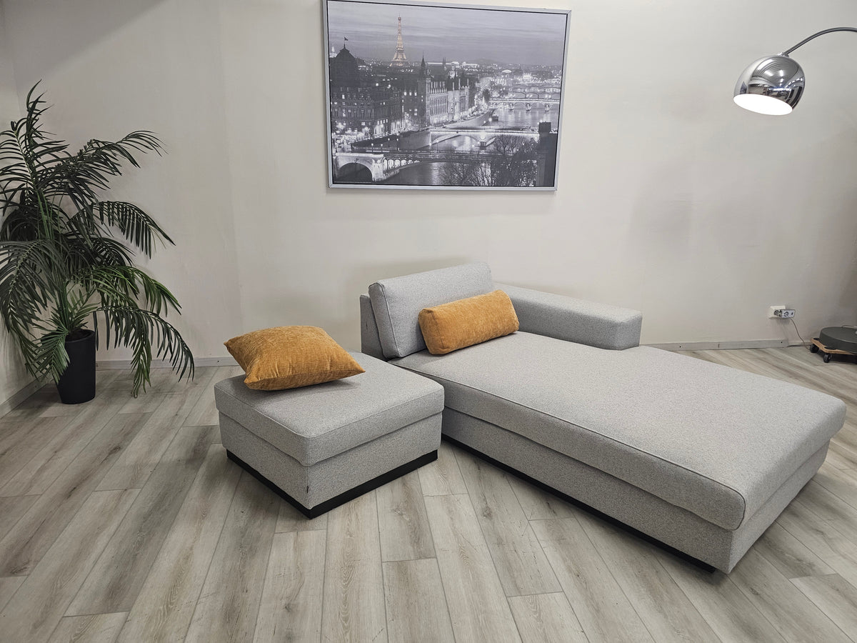 Bolia Sepia Sjeselong + puff med oppbevaringsrom / Omtrukket # inkludert FRAKT*