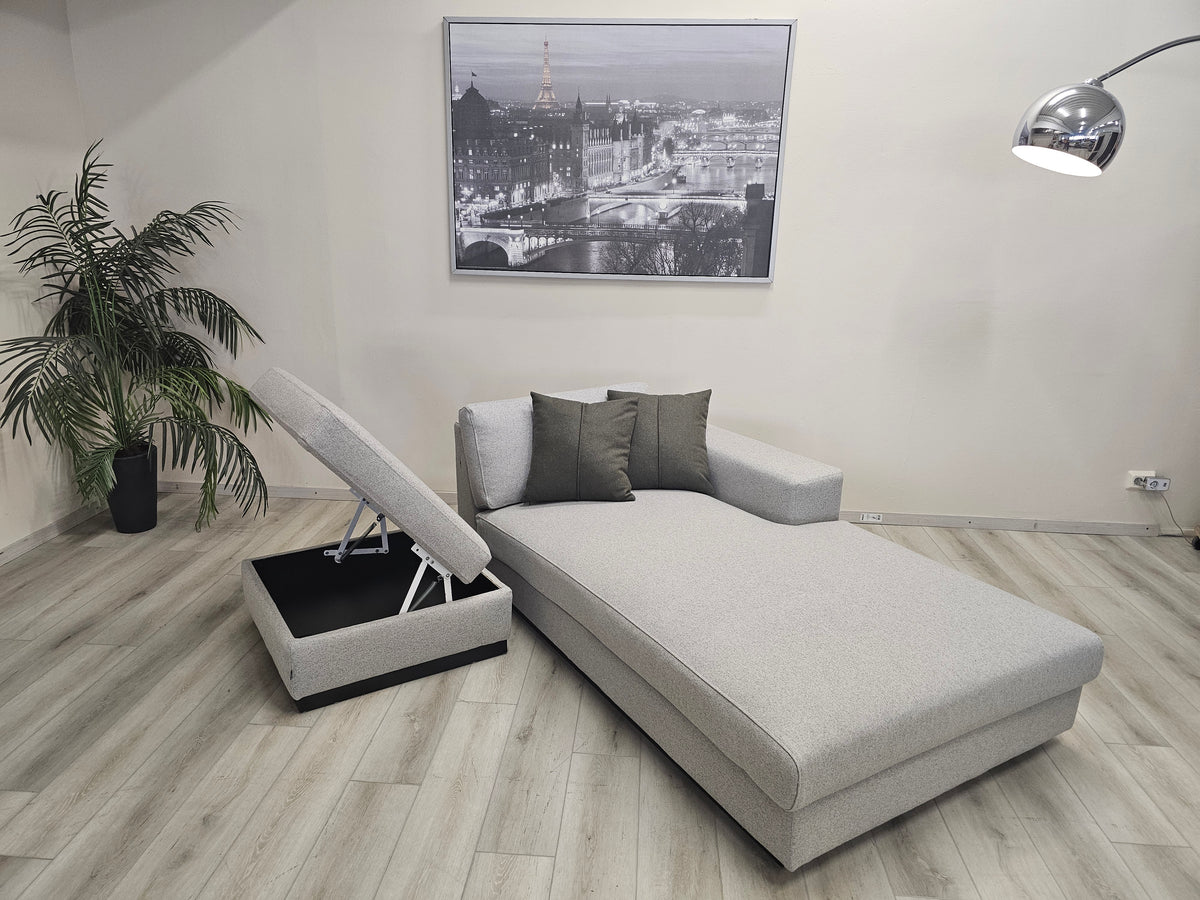 Bolia Sepia Sjeselong + puff med oppbevaringsrom / Omtrukket # inkludert FRAKT*